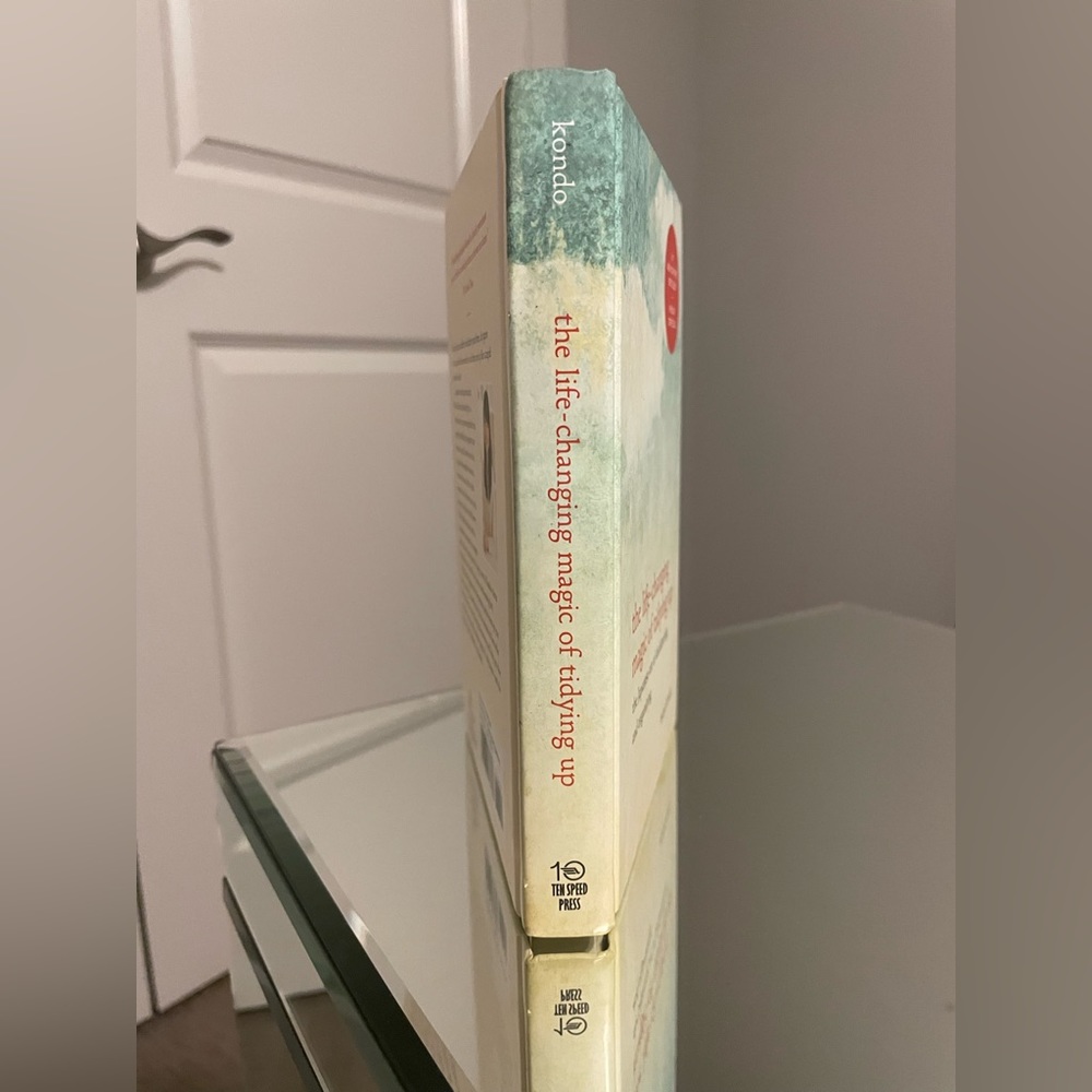 The Life-Changing Magic of Tidying Up book by Marie Kondo. Great condition. - Picture 3 of 6